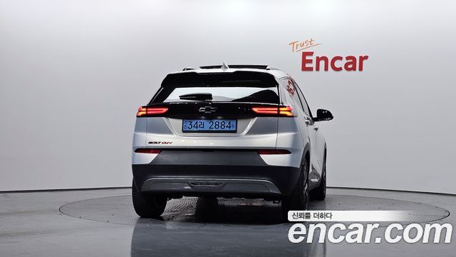 Chevrolet Bolt EUV Redline 2023 — фото 4