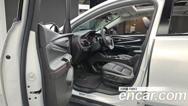 Chevrolet Bolt EUV Redline 2023 — фото 10