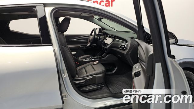 Chevrolet Bolt EUV Redline 2023 — фото 11