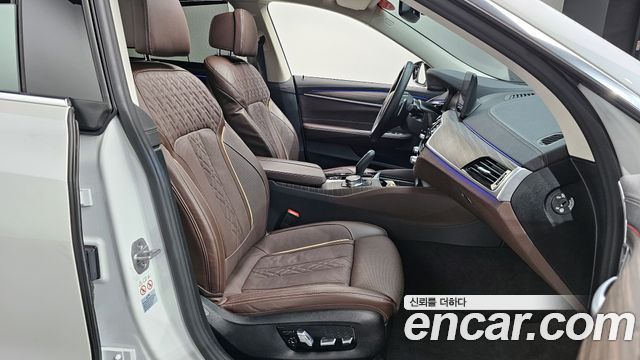BMW 6 Series GT (G32) 630i xDrive Luxury 2024 — фото 10