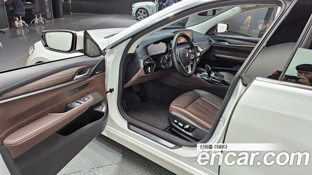 BMW 6 Series GT (G32) 630i xDrive Luxury 2024 — фото 11