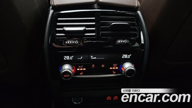 BMW 6 Series GT (G32) 630i xDrive Luxury 2024 — фото 17