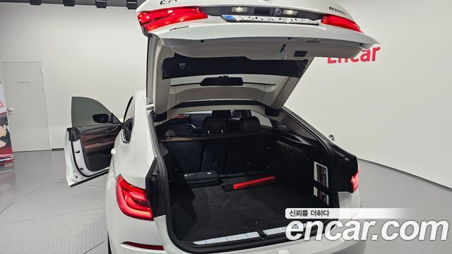 BMW 6 Series GT (G32) 630i xDrive Luxury 2024 — фото 20