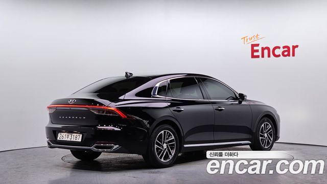 Hyundai Grandeur (IG) 2.5 Premium 2022 — фото 2