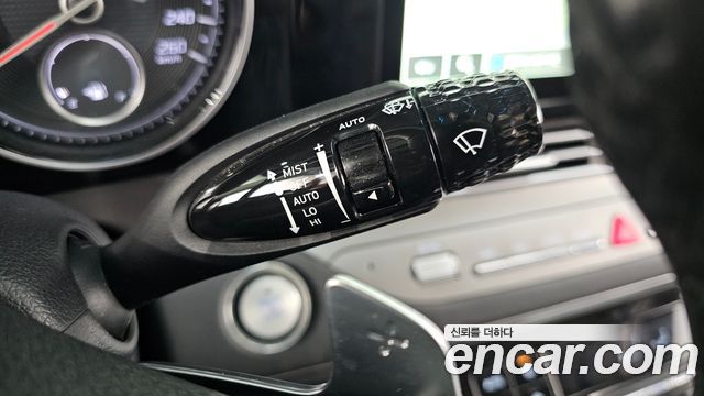 Hyundai Grandeur (IG) 2.5 Premium 2022 — фото 17