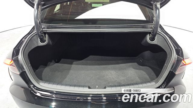 Hyundai Grandeur (IG) 2.5 Premium 2022 — фото 20