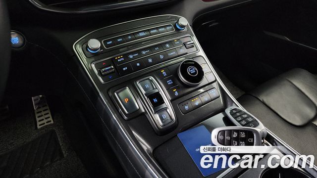 Hyundai Santa Fe Diesel 2.2 2WD Prestige 2021 — фото 9
