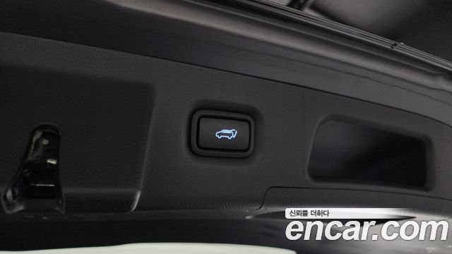 Hyundai Santa Fe Diesel 2.2 2WD Prestige 2021 — фото 20