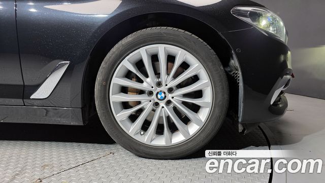 BMW 5 Series (G30) 530i xDrive Luxury Plus 2019 — фото 5