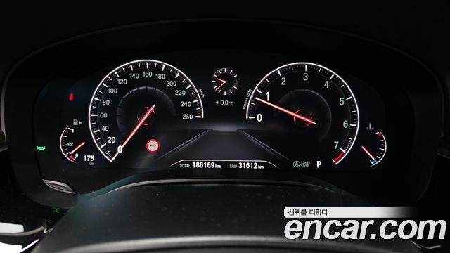 BMW 5 Series (G30) 530i xDrive Luxury Plus 2019 — фото 8