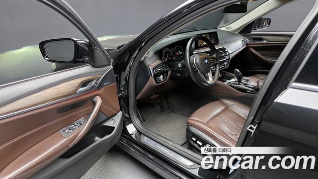 BMW 5 Series (G30) 530i xDrive Luxury Plus 2019 — фото 11