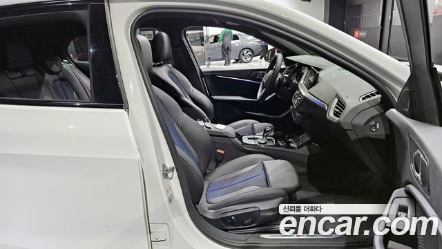 BMW 1 Series (F40) 120i M Sports 2024 — фото 10