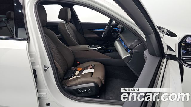 BMW 5 Series (G60) 520i M Sport 2025 — фото 10