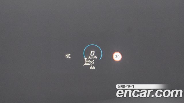 Mercedes-Benz E-Class (W213) E220d 4MATIC AMG Line 2022 — фото 14