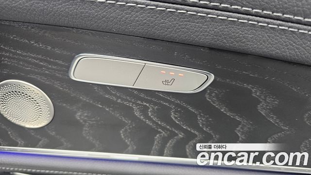 Mercedes-Benz E-Class (W213) E220d 4MATIC AMG Line 2022 — фото 18