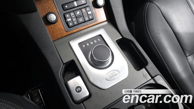 Land Rover Discovery 4 3.0 SDV6 HSE 2016 — фото 9