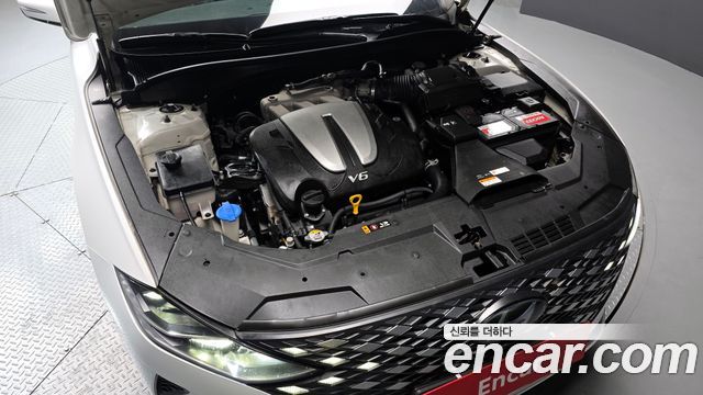 Hyundai Grandeur (IG) 3.0 LPi (Taxi) example 2022 — фото 6