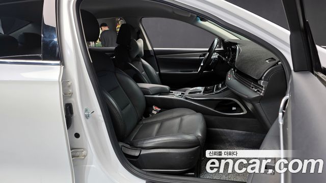 Hyundai Grandeur (IG) 3.0 LPi (Taxi) example 2022 — фото 10
