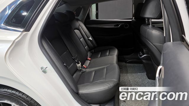 Hyundai Grandeur (IG) 3.0 LPi (Taxi) example 2022 — фото 12