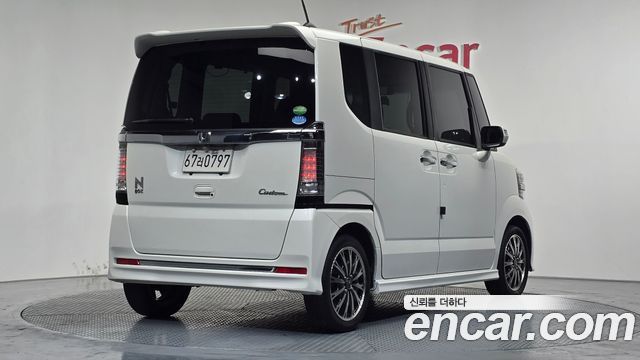 Honda N-BOX 0.6 2WD 2016 — фото 2
