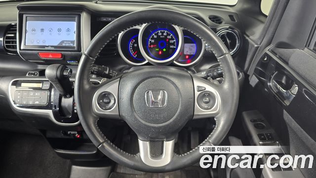 Honda N-BOX 0.6 2WD 2016 — фото 13