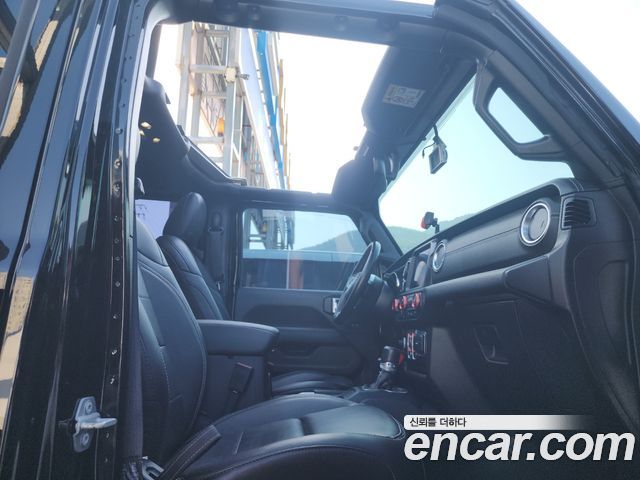 Jeep Wrangler (JL) 2.0 Overland Power Top 4Door 2021 — фото 15