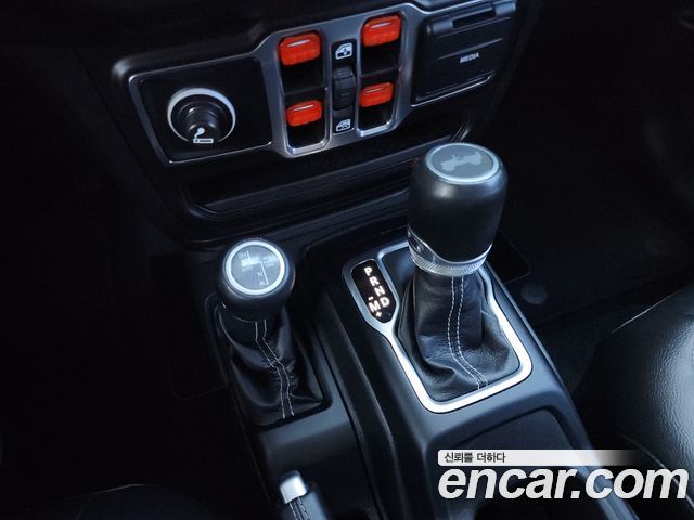 Jeep Wrangler (JL) 2.0 Overland Power Top 4Door 2021 — фото 16