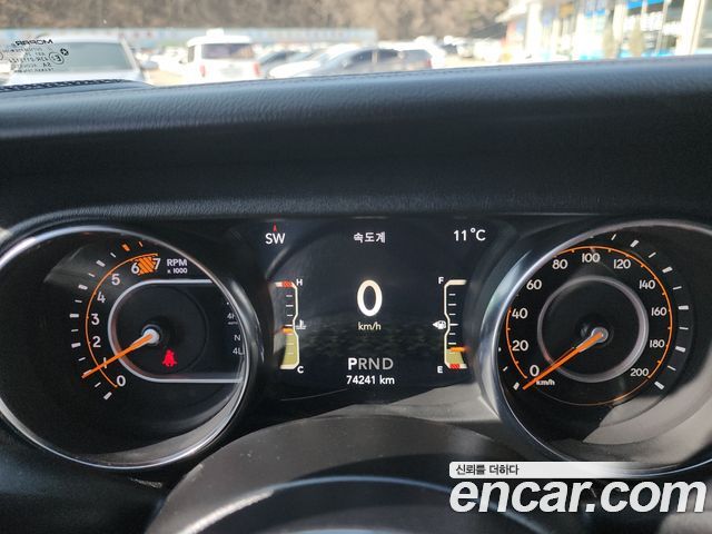Jeep Wrangler (JL) 2.0 Overland Power Top 4Door 2021 — фото 23