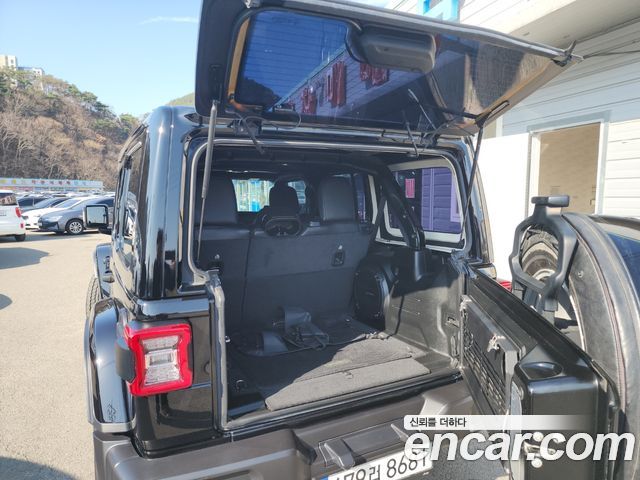 Jeep Wrangler (JL) 2.0 Overland Power Top 4Door 2021 — фото 24