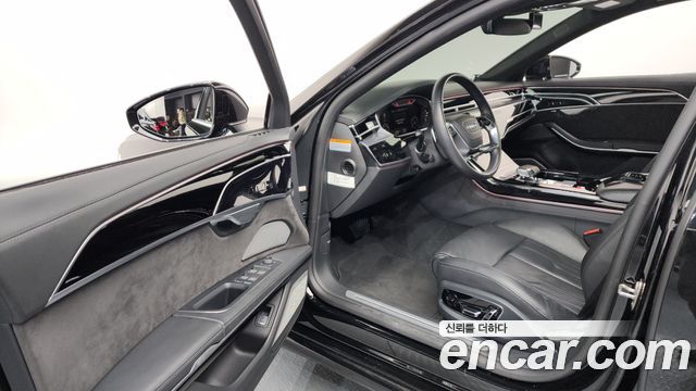 Audi A8 (D5) 55 TFSI Quattro LWB 2021 — фото 10