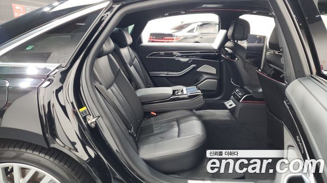 Audi A8 (D5) 55 TFSI Quattro LWB 2021 — фото 12