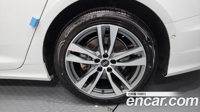 Audi A6 (C8) 45 TFSI Quattro Premium 2022 — фото 5