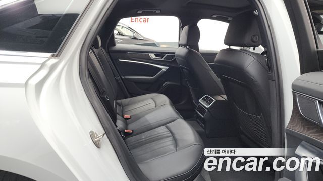 Audi A6 (C8) 45 TFSI Quattro Premium 2022 — фото 12