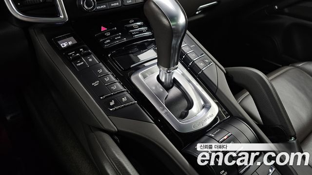 Porsche Cayenne 3.0 Diesel Platium Edition 958 2017 — фото 9