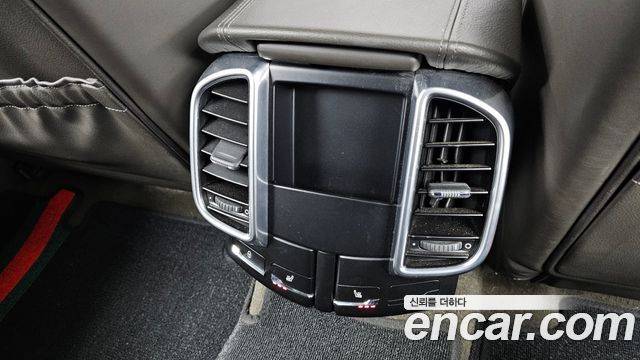 Porsche Cayenne 3.0 Diesel Platium Edition 958 2017 — фото 19