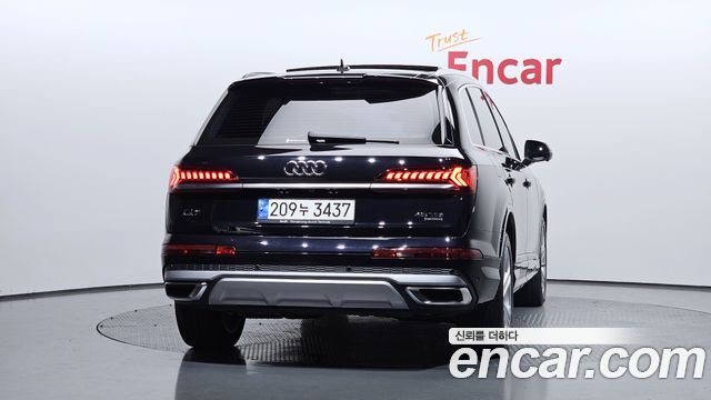 Audi Q7 (4M) 45 TDI Quattro Premium 2021 — фото 4