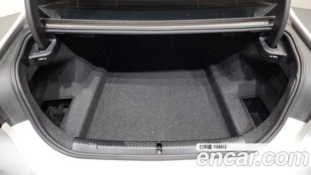 BMW 5 Series (G60) 520i 2024 — фото 20