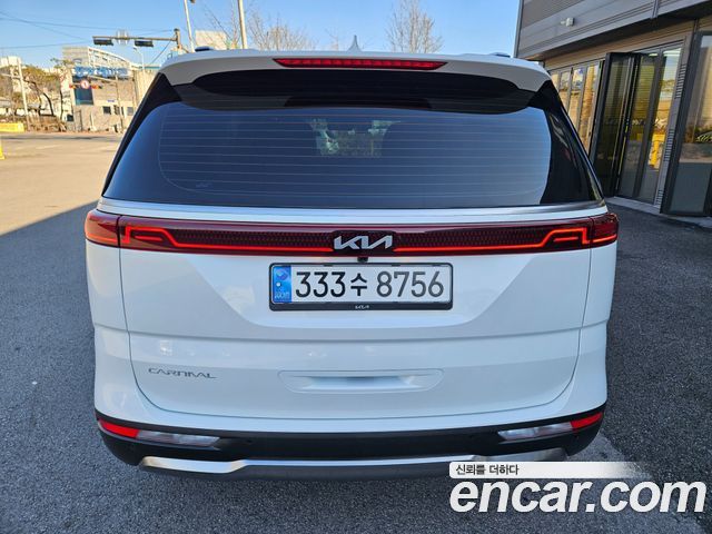 Kia Carnival (IV) Gasoline 7-Seater Signature 2023 — фото 3