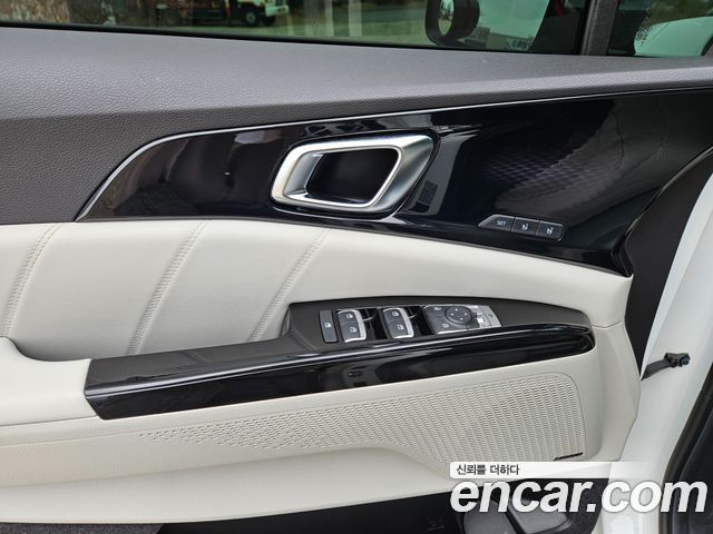 Kia Carnival (IV) Gasoline 7-Seater Signature 2023 — фото 4