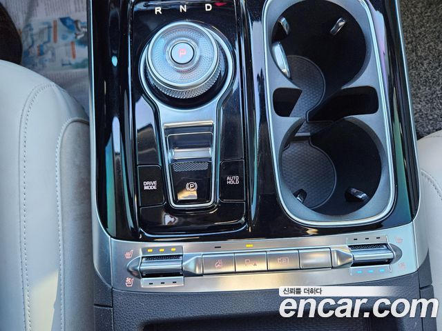 Kia Carnival (IV) Gasoline 7-Seater Signature 2023 — фото 9