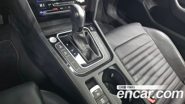 Volkswagen Passat GT (B8) 2.0 TDI Prestige 2022 — фото 9