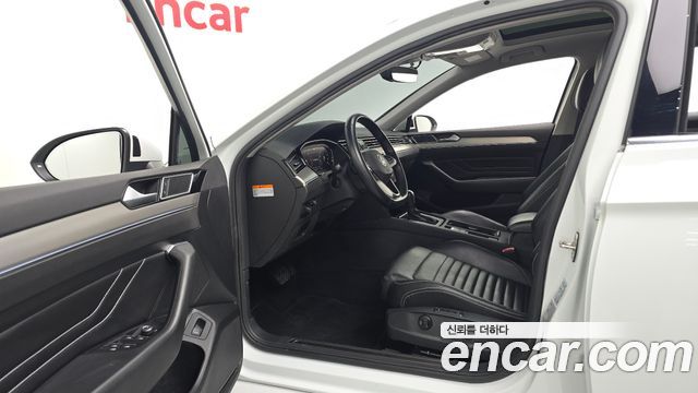 Volkswagen Passat GT (B8) 2.0 TDI Prestige 2022 — фото 10