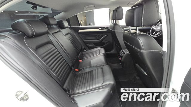 Volkswagen Passat GT (B8) 2.0 TDI Prestige 2022 — фото 12