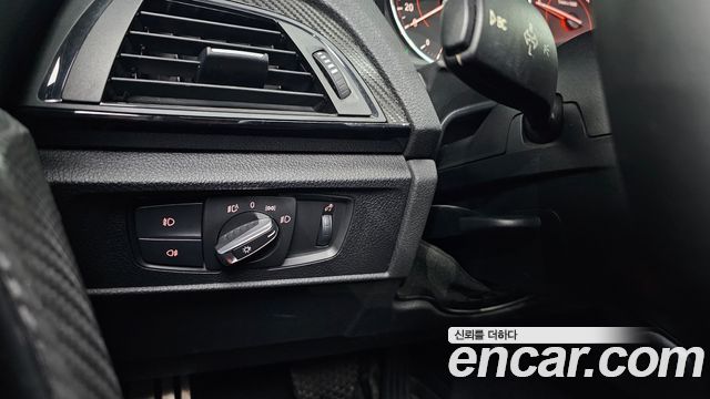BMW 2 Series (F22) 220d M Sport Coupe 2014 — фото 16