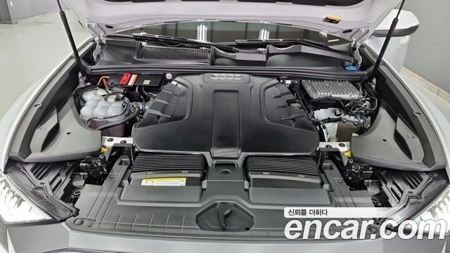 Audi Q8 (4M) 50 TDI Quattro Premium 2020 — фото 5