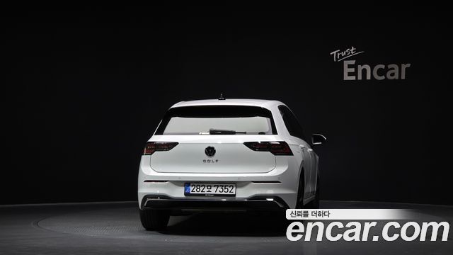 Volkswagen Golf (VIII) 2.0 TDI Prestige 2025 — фото 4