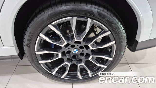 BMW X6 (G06) xDrive40i M Sport 2025 — фото 5