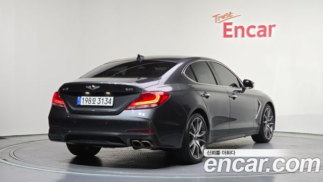Genesis G70 2.2D Supreme 2018 — фото 2