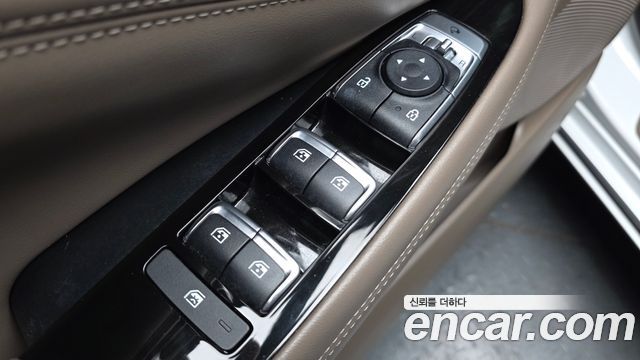 Kia K8 Hybrid Noblesse 2022 — фото 18