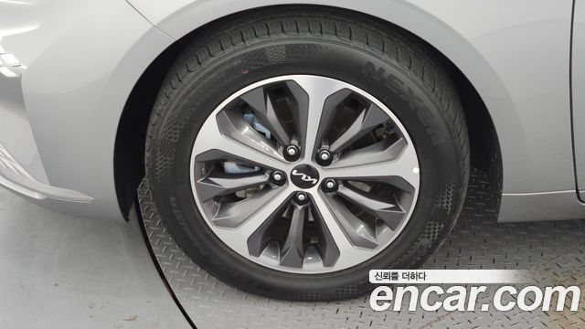 Kia K8 Hybrid Noblesse Lite 2023 — фото 5
